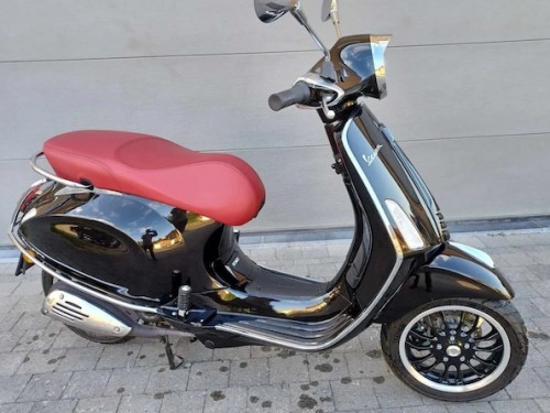 Vanaf dit seizoen ook een vespa a-klasse in ons assortiment